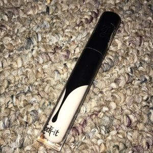 Kat von D Lock It concealer!